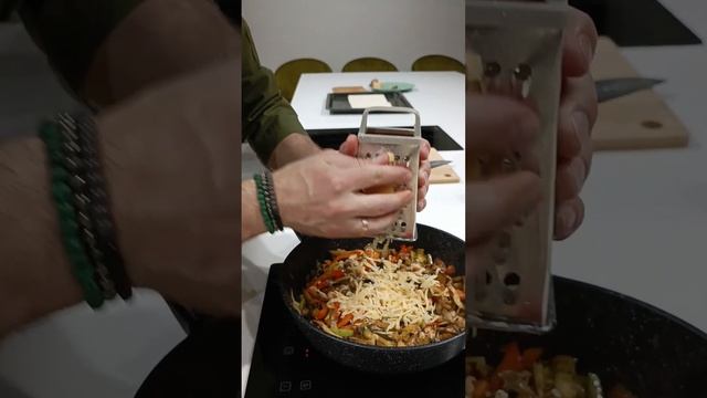 Лаваш с овощами, шаурма с овощами,греческая пита с овощами в травах и специях смотреть онлайн