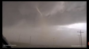 заснял мощное торнадо в России 😳🌪️🌀