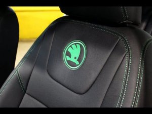 Чехлы на Skoda Rapid - итальянская жко-кожа и логотипы