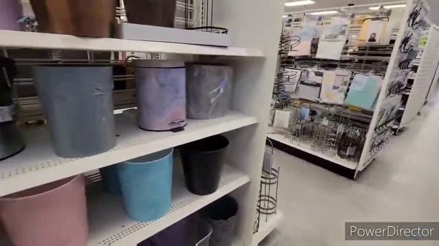 249. "Чёкупила" на 35 долларов в магазине Росс. Цены на кроссовки. США, Флорида. смотреть онлайн