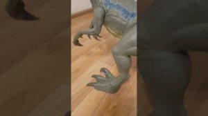 обзор на колоссального велоцираптора Блю из фильма мир юрского периода🦖🦖🦖🦖
