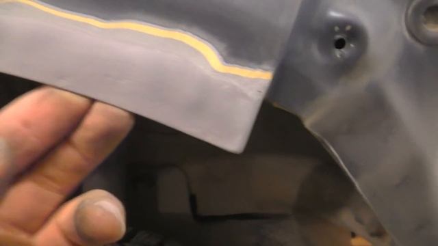 Рено логан почему ржавеет крыло смотреть онлайн