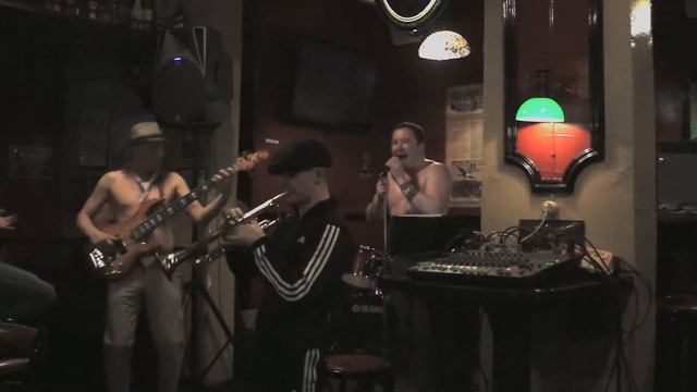 Ботаникал Гардэ - МДМ (cover Ленинград) (live Harat's) смотреть онлайн