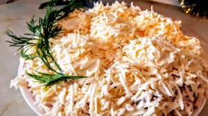 Новогодний салат Снежные сугробы с яйцом пашот. Цыганка готовит. Gipsy cuisine.