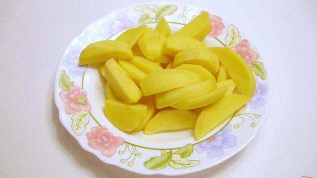 Минтай с картофелем в пакете для запекания.