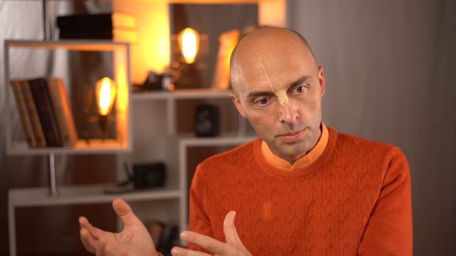 Ответы на вопросы по первому наставлению Бхакти Вигьяна Госвами Махараджа ученикам (9.10.2020) смотреть онлайн