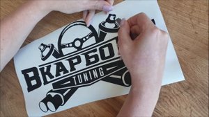 Изготовление виниловой наклейки