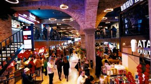 Moscow Evening Walking