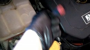 Замена воздушного фильтра на Ford C-Max 2.0 Hybrid (2013-2014)