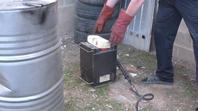 Плавлю  алюминий ! Киянка из проволоки ! Своими руками ! Cool idea DIY ! смотреть онлайн