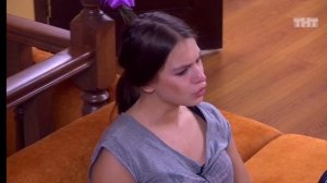 Кузин успокаивает  Артемову