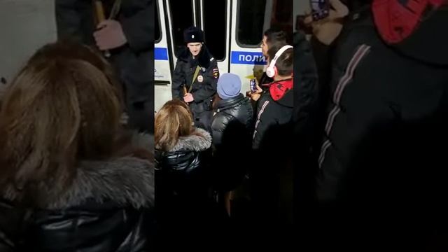 Метро Тёплый Стан позор мусарам 15.01.23 смотреть онлайн