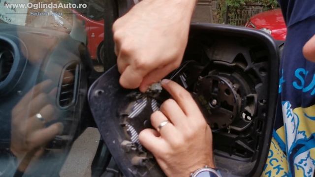 Renault Trafic 3 III demonteaza sticla oglinda mare si mica смотреть онлайн