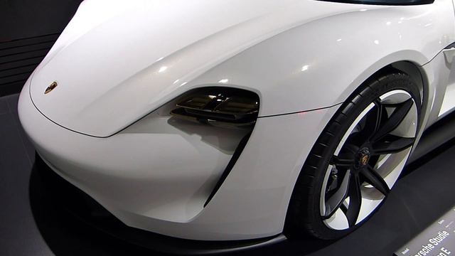 Электромобиль Porsche, электрокар Porshe Taycan, концепт Porsche Mission E, обзор порше тайкан смотреть онлайн