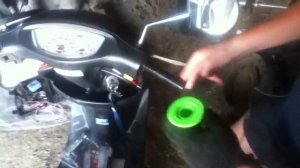 Как поменять грипсы (ручки) на скутере? progrip