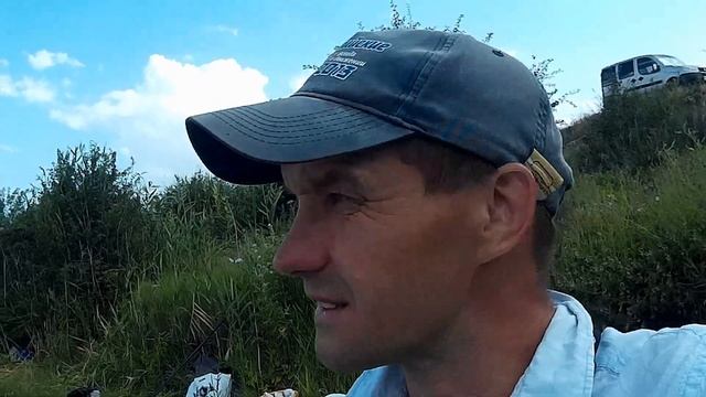 20 лет не ловил на резинку. Решил вспомнить как это. Рыбалка на Александровском водохранилище в июл