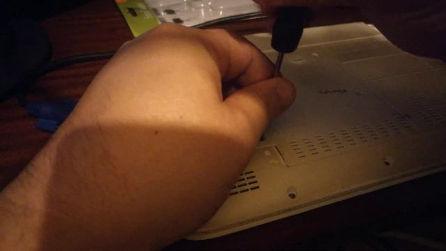 Mejorar un Netbook con SSD y Windows 8.1 x64 PARTE 1