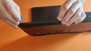 Lenovo Ideapad Gaming 3-15ACH6 - Installing SATA3 SSD