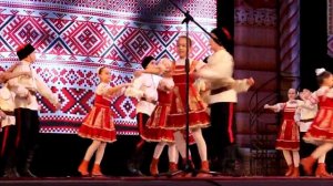 «Казачий пляс» исп  Народная хореографическая студия «Дустар»