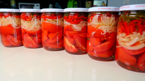Вкуснейший салат на зиму из Помидоров и Перца. Обалденный салат на зиму! Готовит Ольга Ким