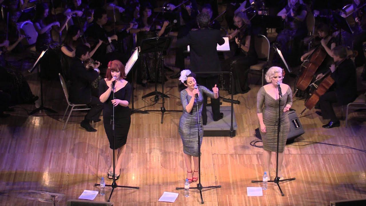 H. Mancini - Moon River – from «Breakfast at Tiffany's» film 1961 - The Puppini Sisters смотреть онлайн