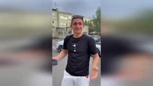 Литвин разыгрывает Porsche Taycan за 13 млн рублей