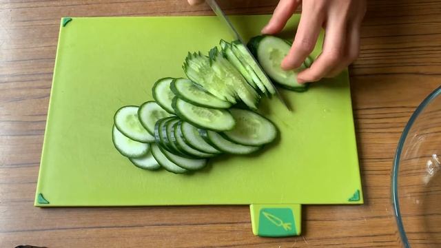 ? Құрбымның РЕЦЕБІ бойынша жасадым. ОМЛЕТ ЖАСАП, ерекше САЛАТ дайындадым??? смотреть онлайн