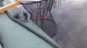 Крепление садка в лодке