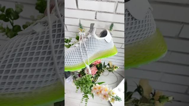 Необычные женские кроссовки смотреть онлайн