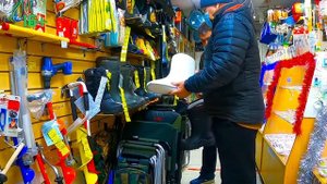 Выбираем сапоги для зимней рыбалки в магазине