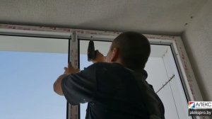 Установка тёплой пластиковой балконной рамы вместо холодной раздвижной алюминиевой рамы