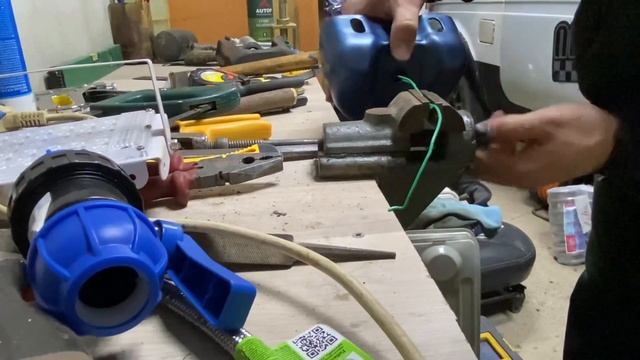 Как поставить отбойник в подвеску Нивы! смотреть онлайн