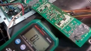 Телевизор THOMSON 20A08F50 нет подсветки. Ремонт.