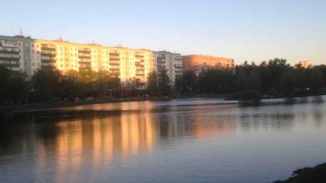 Большой Ангарский пруд в парке "Ангарские пруды" смотреть онлайн