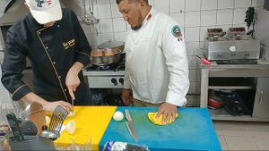 ЗАГОТОВКИ В РЕСТОРАНЕ