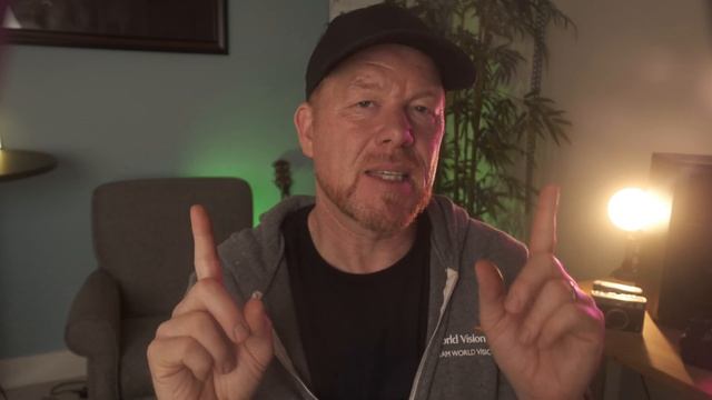 I Dumped the Canon R5 for the Fuji X-H2s смотреть онлайн