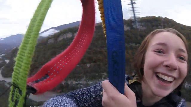 Скайпарк Сочи Bungy 69 (Первый прыжок) - GoPro версия смотреть онлайн