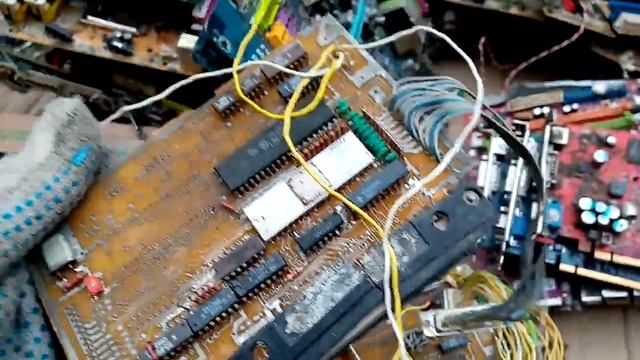 Привез 7 мешков плат И обзор находок эа 6 е ноября. смотреть онлайн