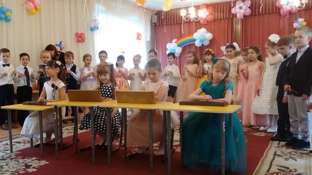 Оркестр металлофоны