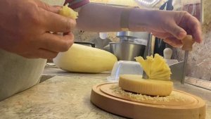 Нож для сыра Жироль,Сыры,Рассада