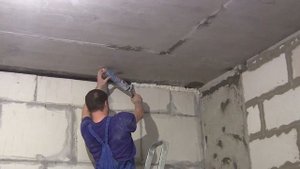 Почему появляются трещины на стене, как их избежать. Штукатурная сетка и стеклохолст против трещин