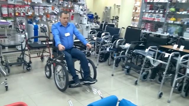 Кресло-коляска рычажного типа