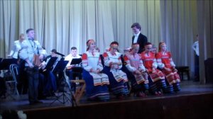Износковские ложкари. Выступление с оркестром народных инструментов.