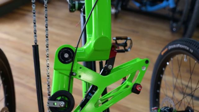 FULL SUSPENSION AZUB Ti FLY and Ti FLY X - The Ultimate Crossover Trike!! - Utah Trikes Review смотреть онлайн