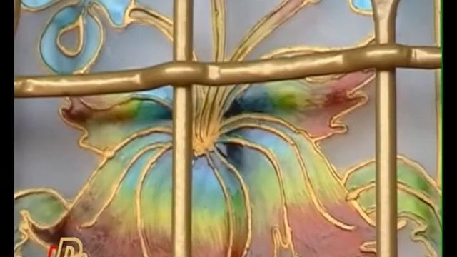 13. Установка эксклюзивной двери с витражом, резьбой по дереву и ковкой смотреть онлайн