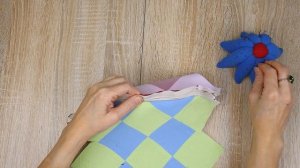 Как СШИТЬ ИЗ ОСТАТКОВ ткани  косметичку на молнии / Лоскутное шитье — пэчворк