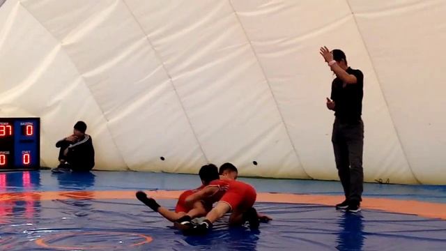 Бисенов Ахмад. Вольная борьба. Город Эмба. 38кг. 2022год ноябрь. смотреть онлайн