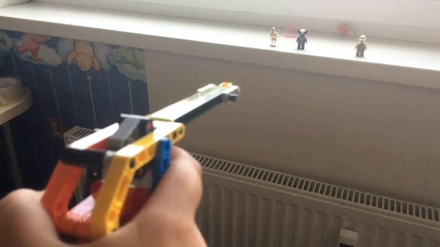 Лего поделки 7 (2 пистолета, стреляющие резинками) смотреть онлайн