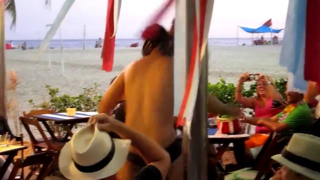 Самба в кафешке у пляжа 2 смотреть онлайн