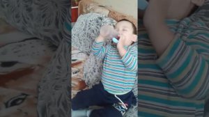 Ребёнок спит